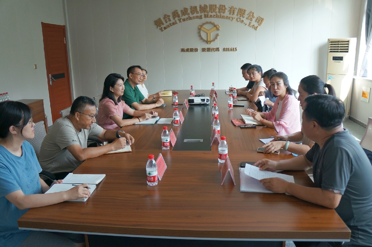 民建煙臺市委會、民建高新區(qū)總支領(lǐng)導蒞臨我公司考察